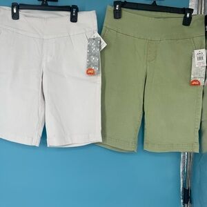 Jag Jeans Women's Shorts Lot - White and Green